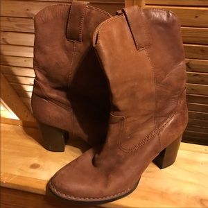 Born Crown cowgirl boots